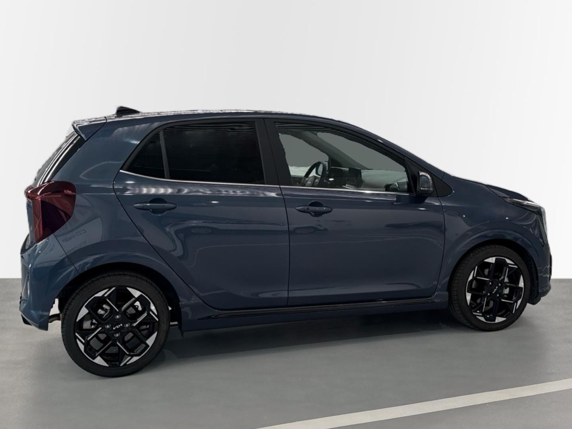 Kia Picanto - 8
