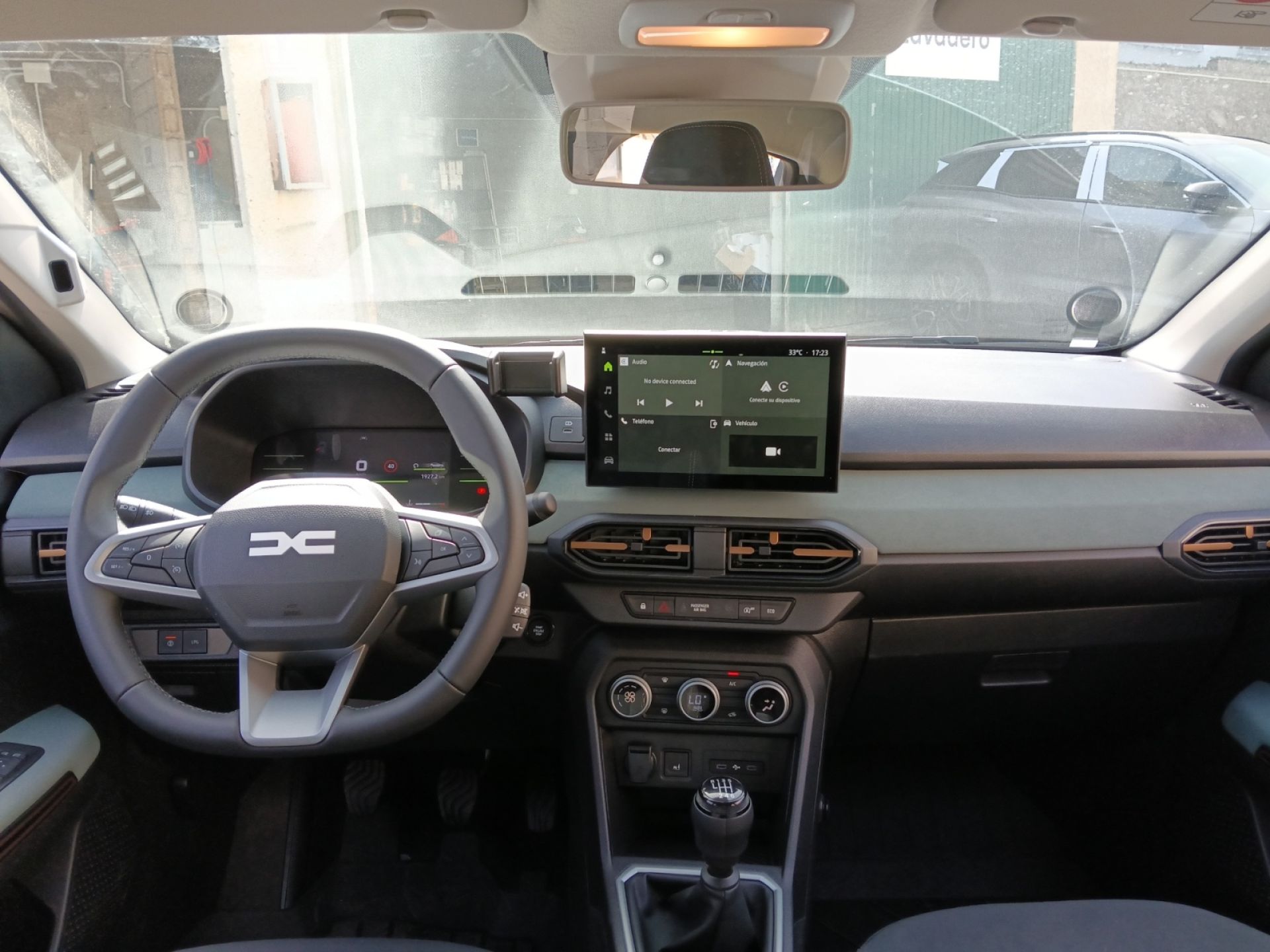 Dacia Sandero - 8