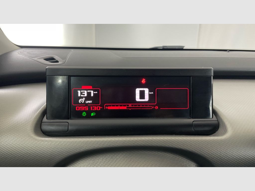 Citroën C4 Cactus - 10