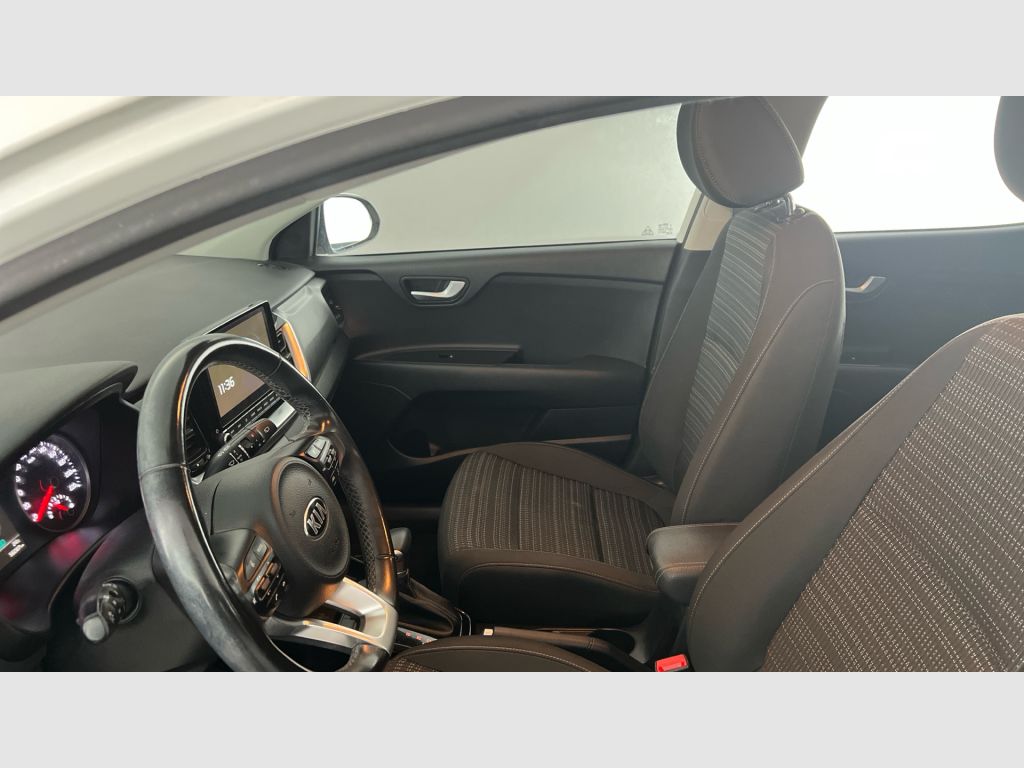 Kia Stonic - 12