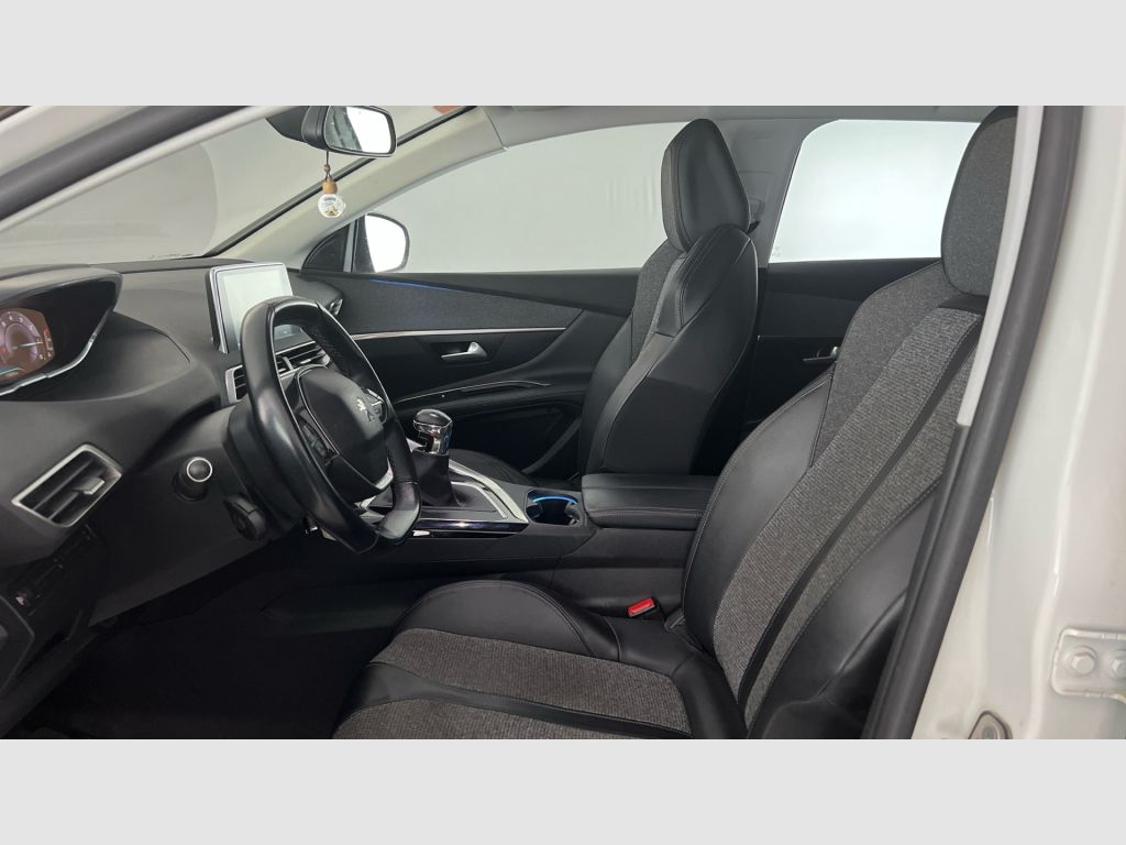 Peugeot 3008 - 12