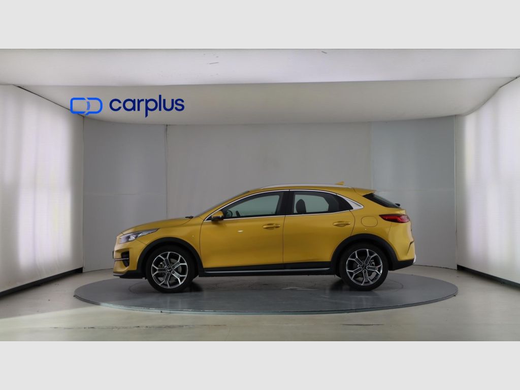 Kia XCeed - 4