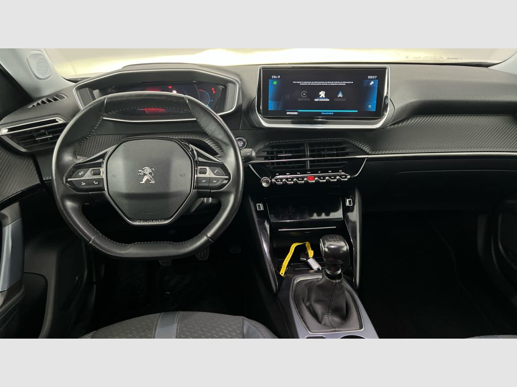 Peugeot 2008 - 11