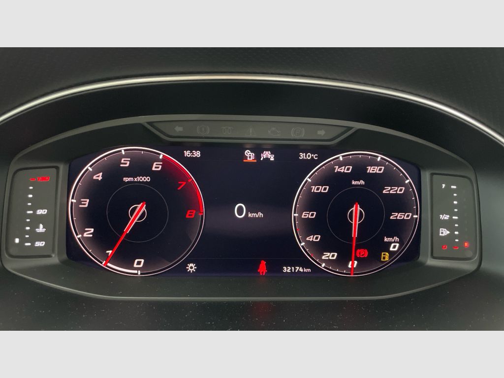 SEAT Arona - 9