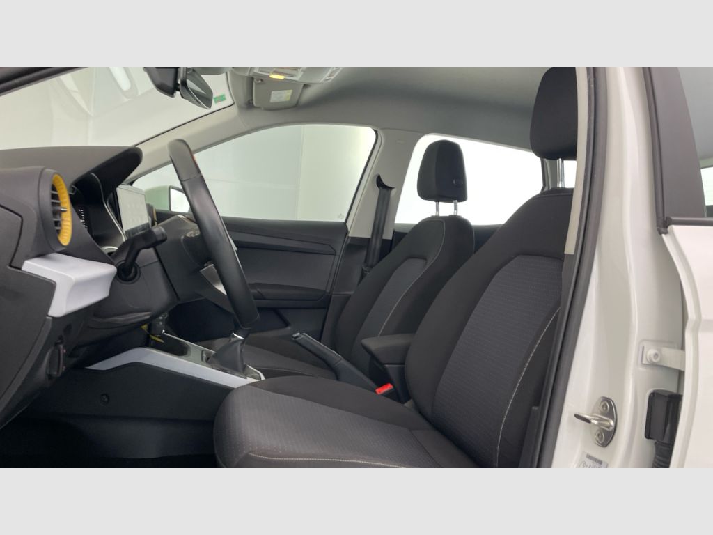 SEAT Arona - 12