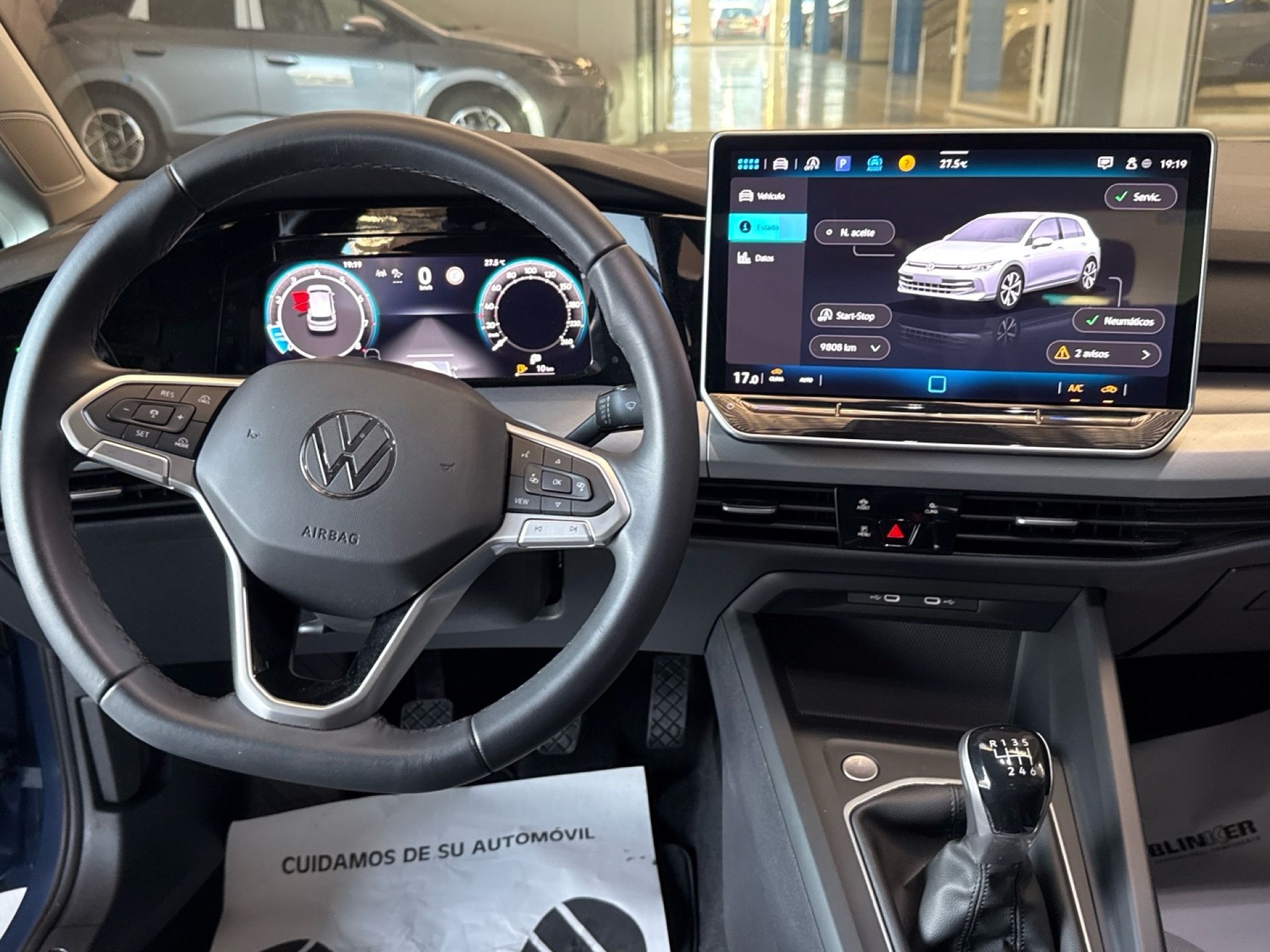 Volkswagen Golf - 10