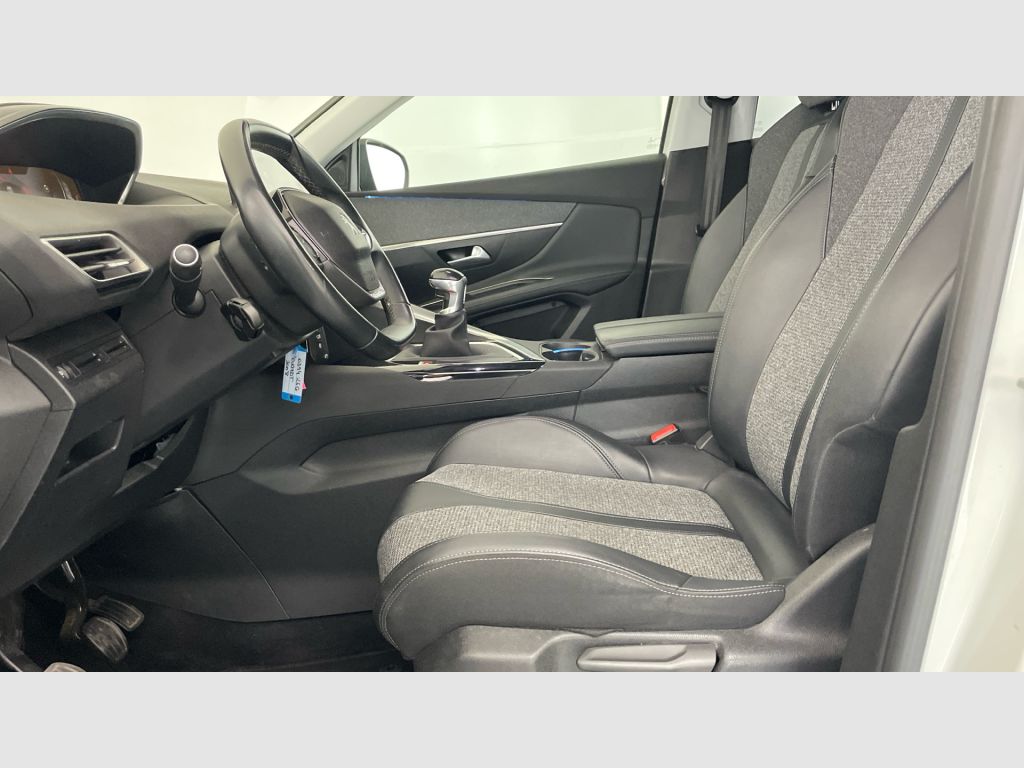 Peugeot 3008 - 12
