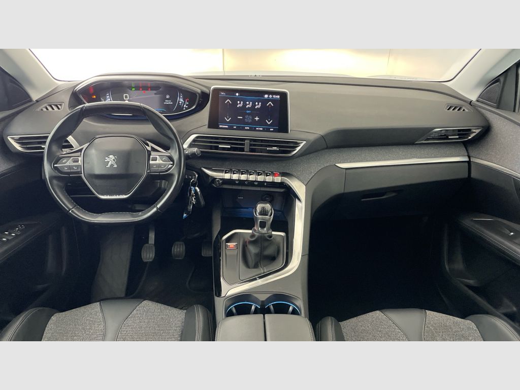 Peugeot 3008 - 11