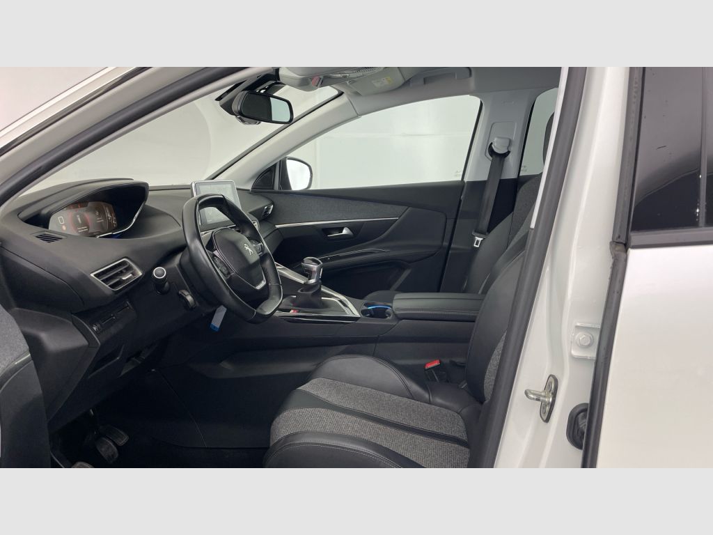 Peugeot 3008 - 12