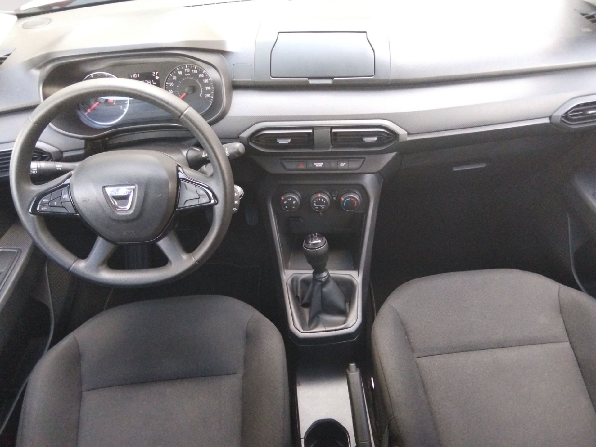 Dacia Sandero - 9