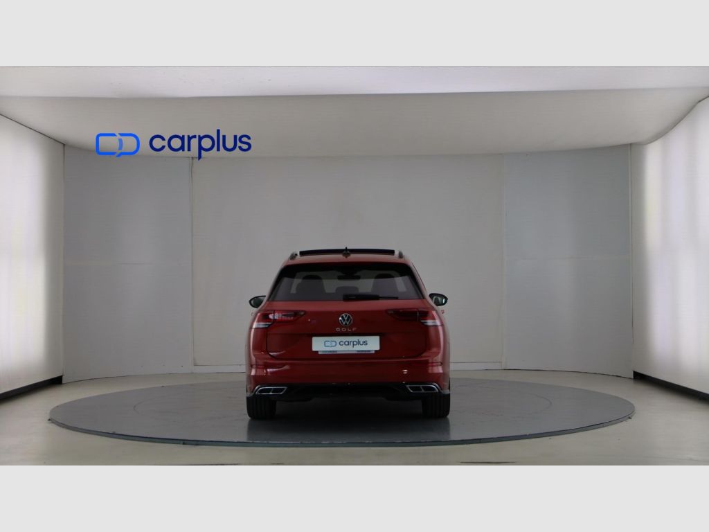 Volkswagen Golf - 6