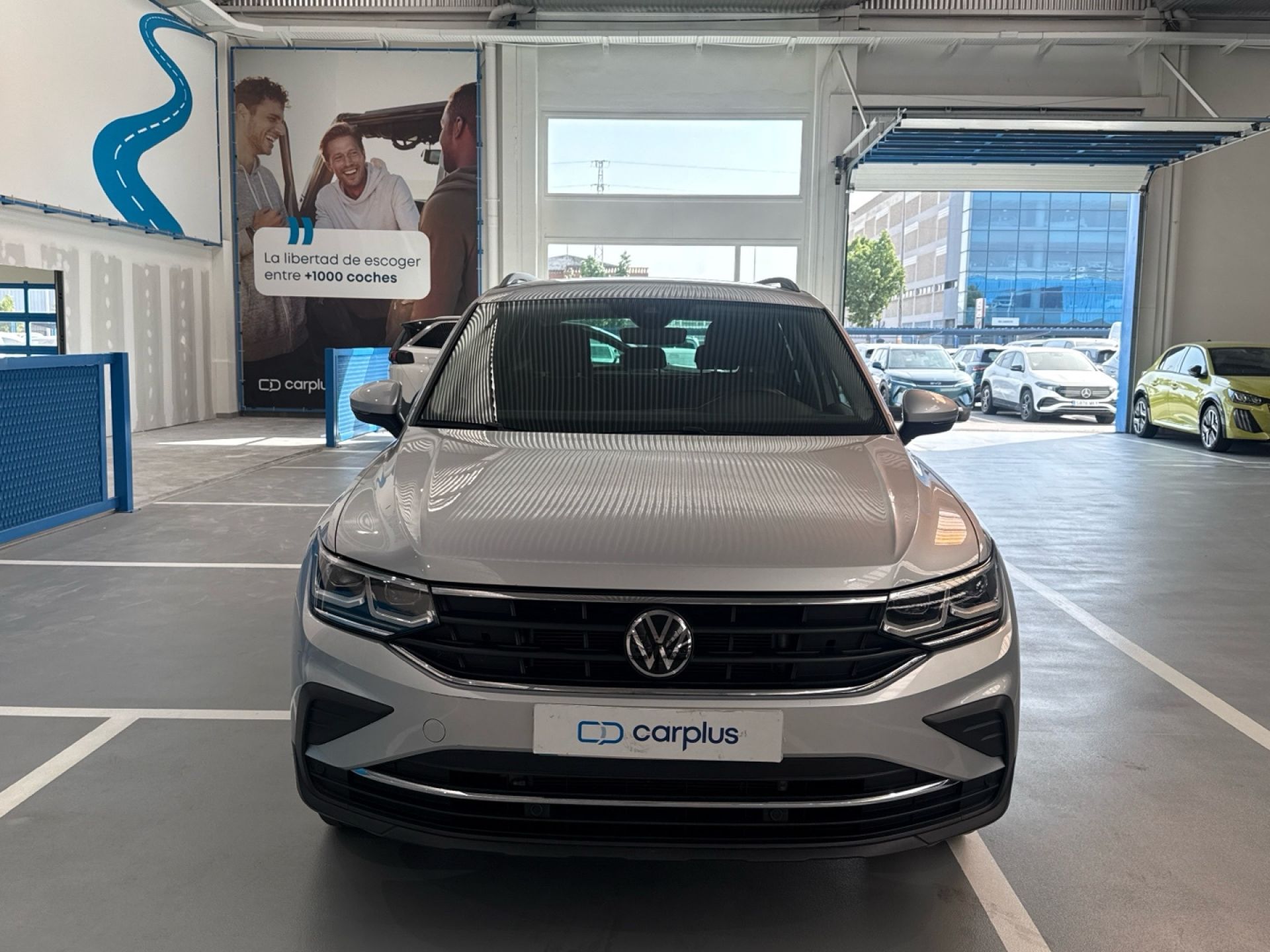 Volkswagen Tiguan - 3