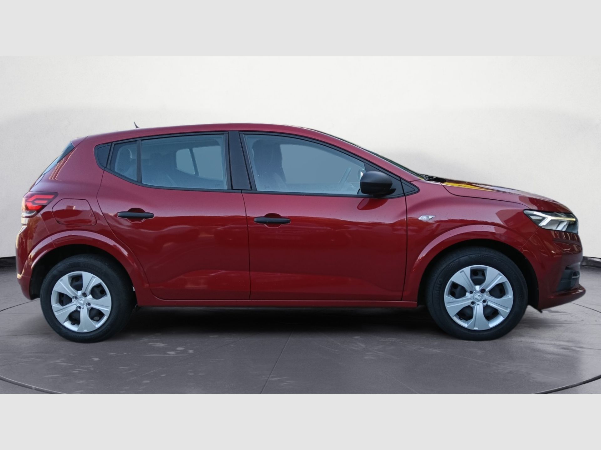 Dacia Sandero - 5