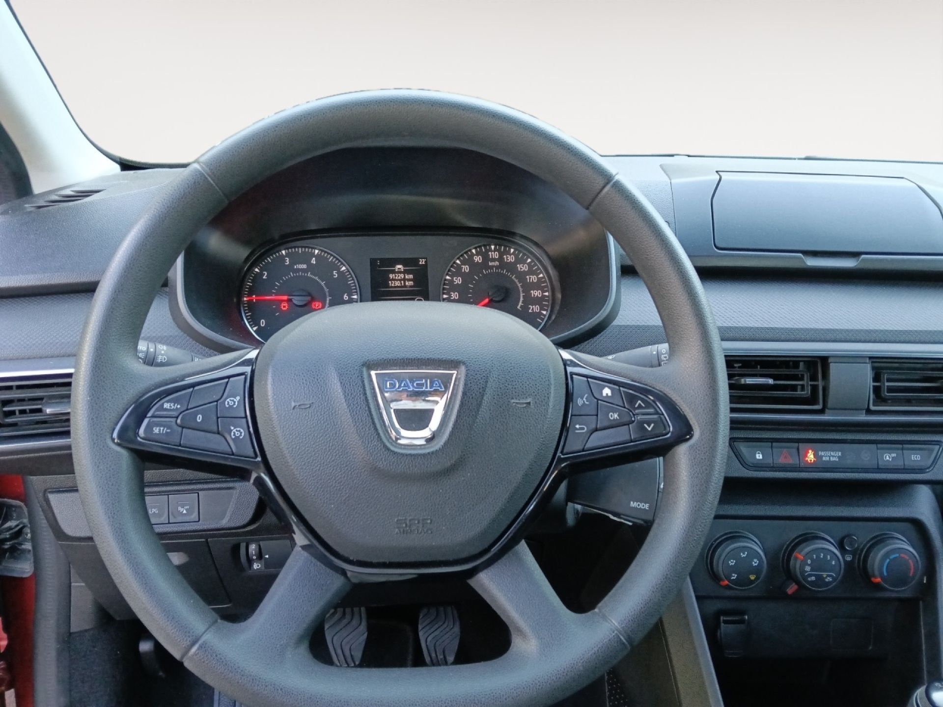 Dacia Sandero - 9