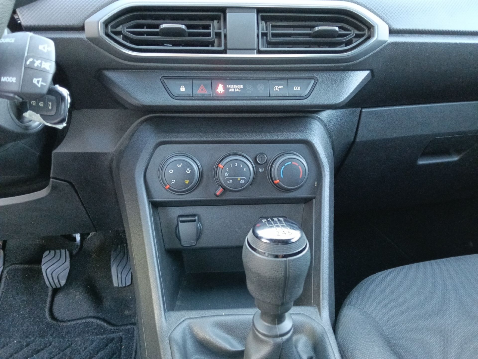 Dacia Sandero - 11