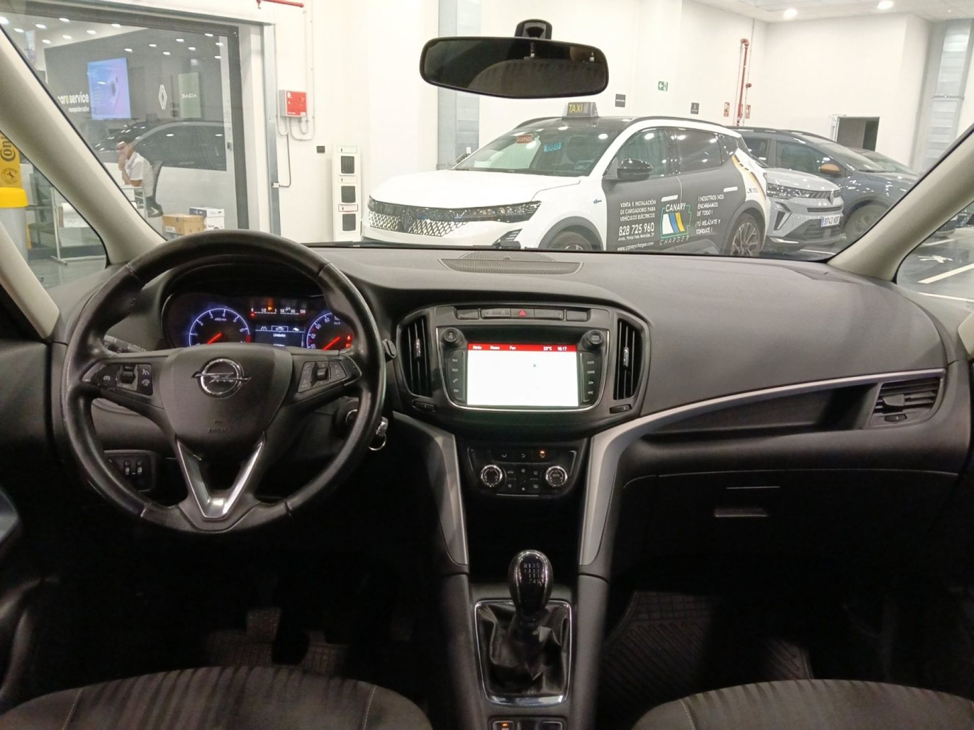 Opel Zafira Tourer - 10