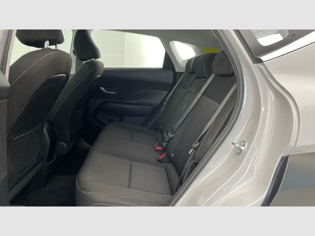 Hyundai Kona - 12