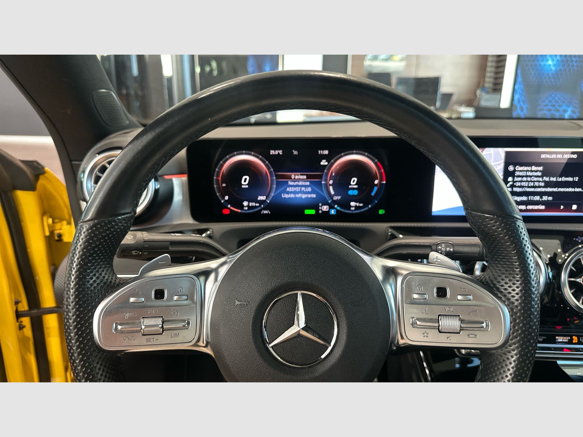 Mercedes-Benz CLA - 11