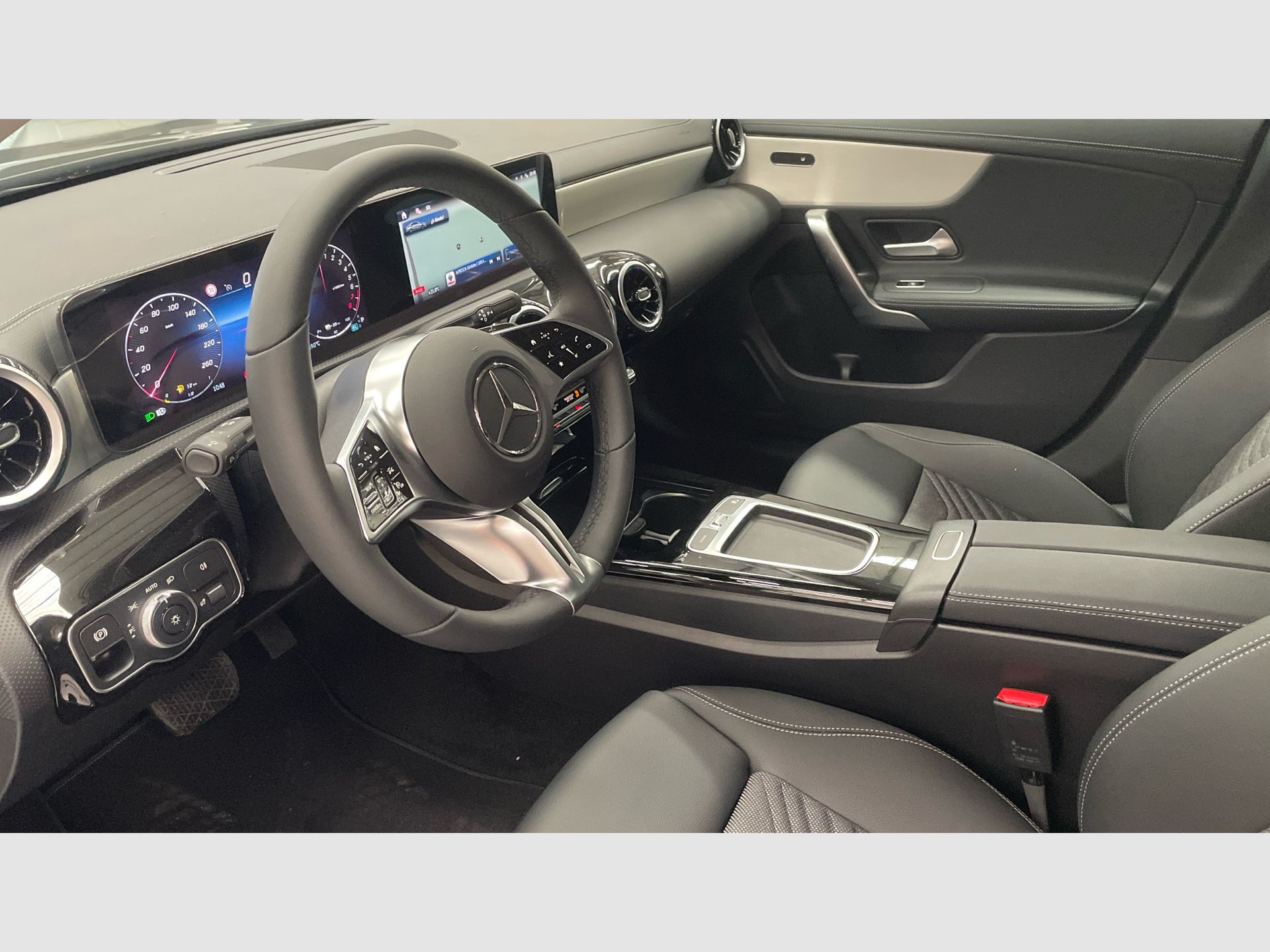 Mercedes-Benz CLA - 6