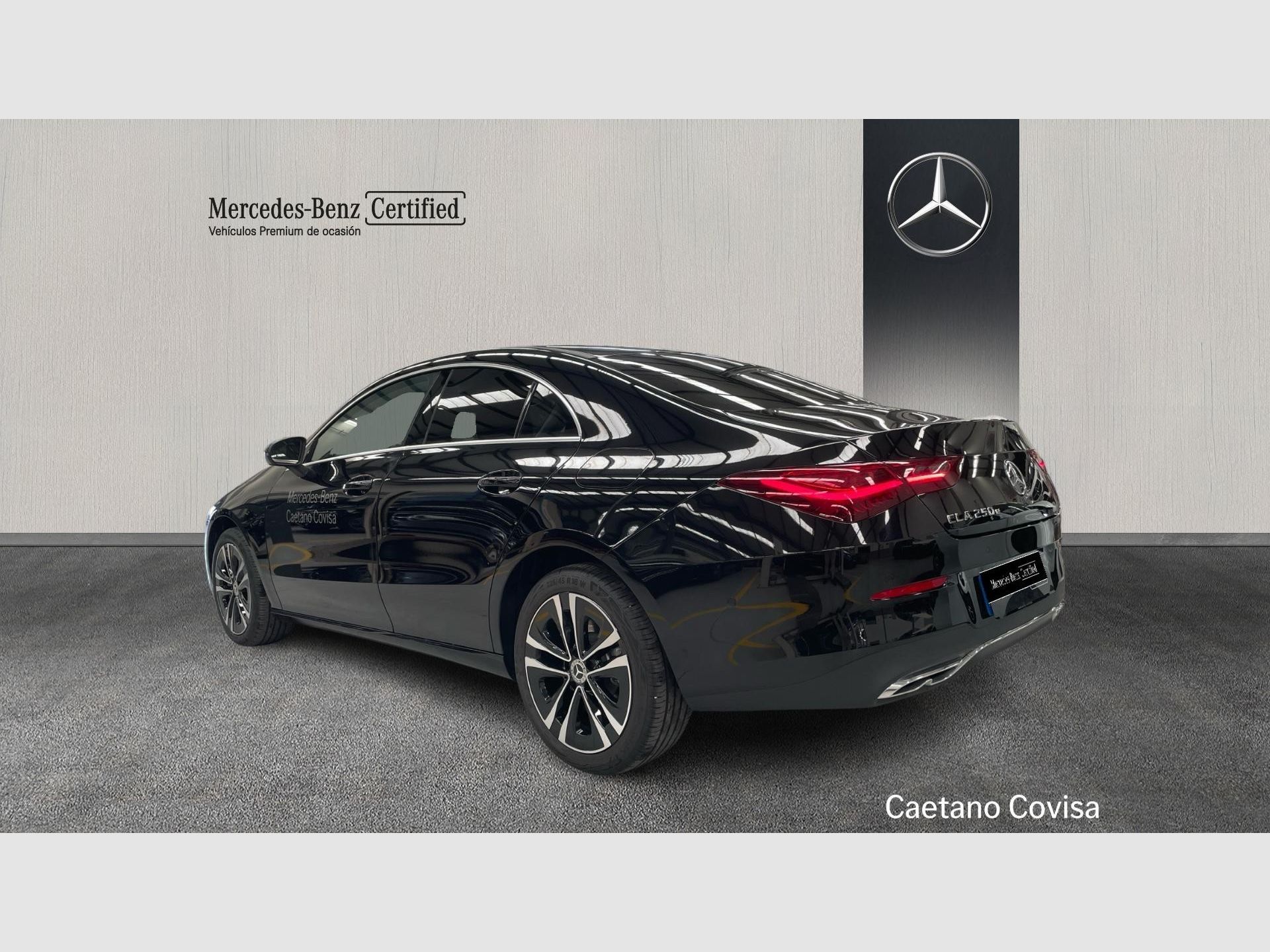 Mercedes-Benz CLA - 4