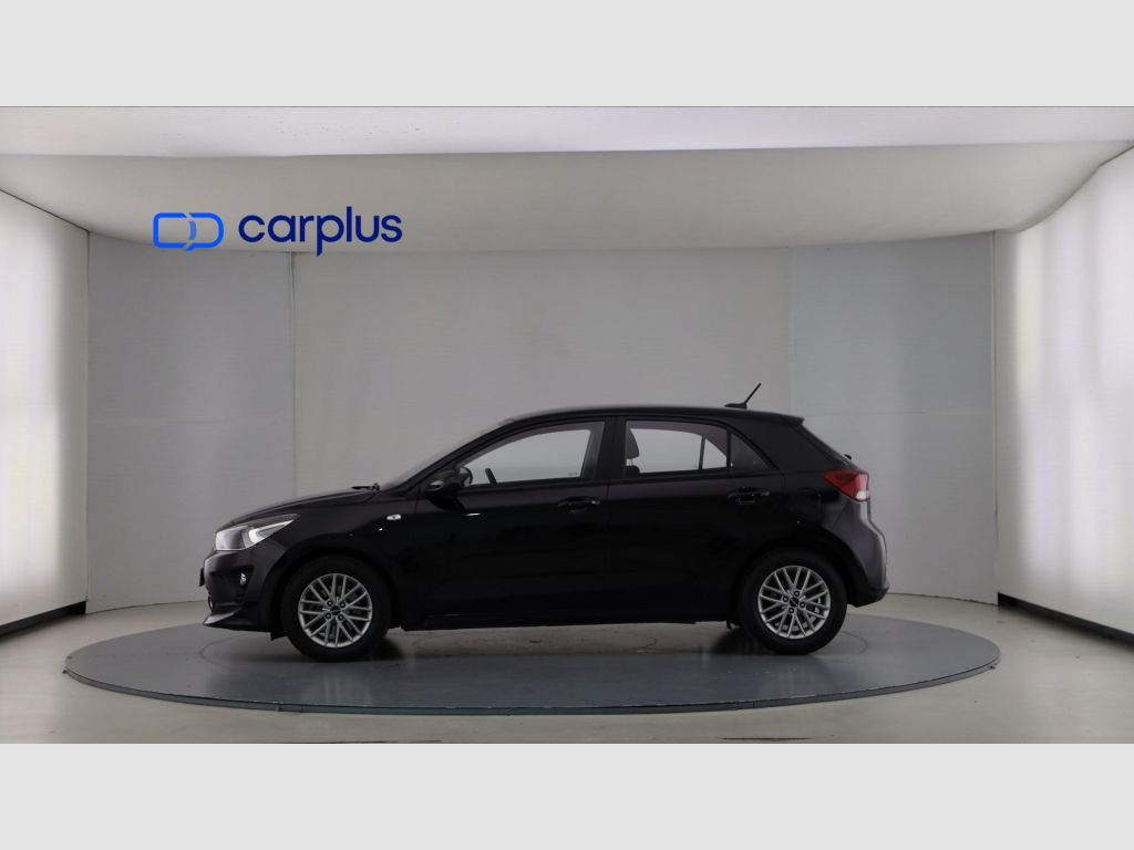 Kia Rio - 4