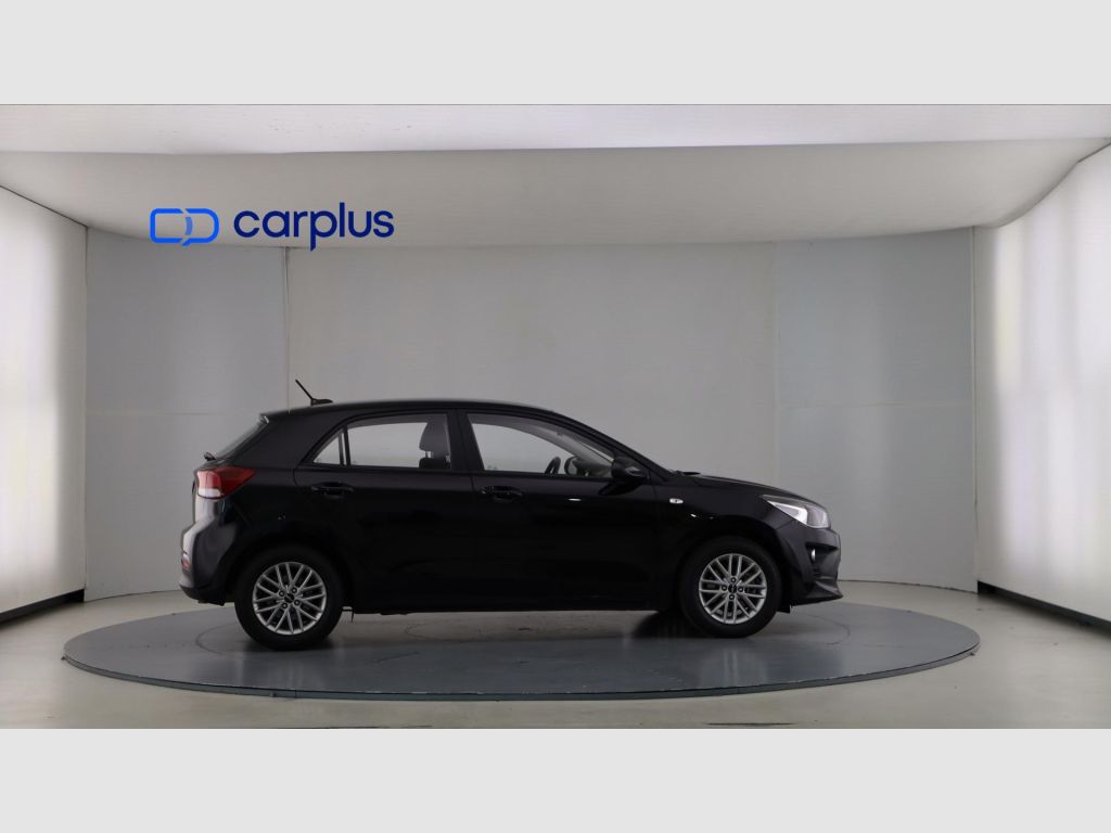 Kia Rio - 8
