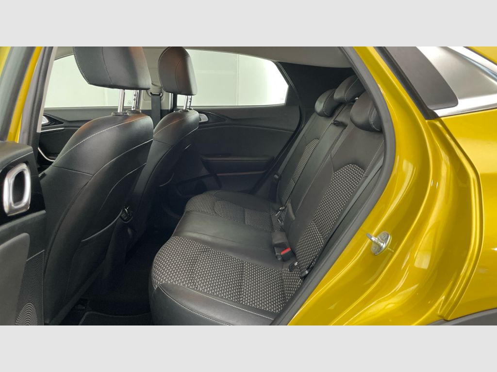 Kia XCeed - 12