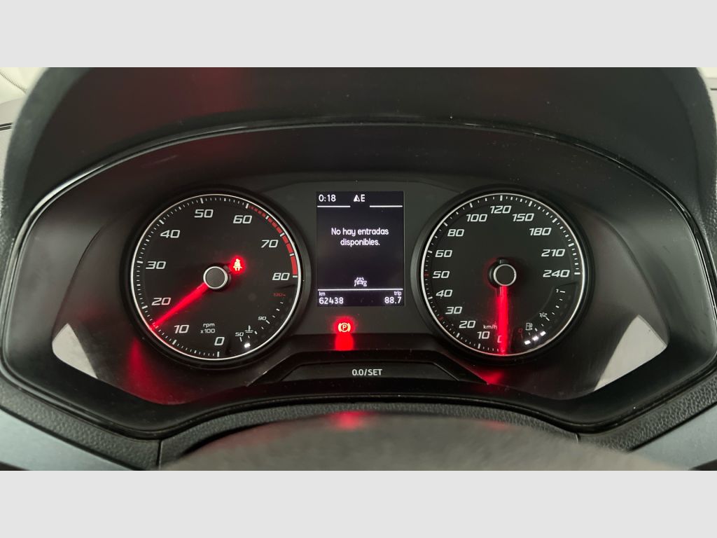 SEAT Arona - 10