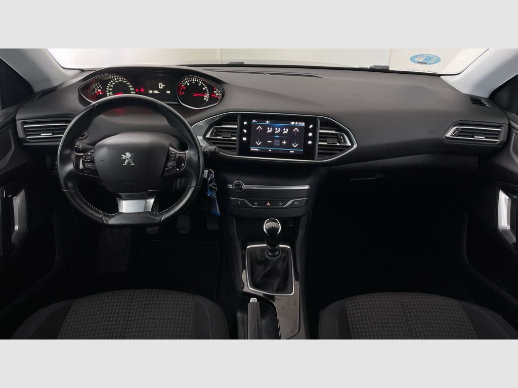 Peugeot 308 - 11