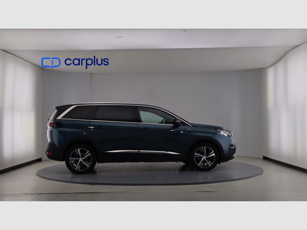 Peugeot 5008 - 8