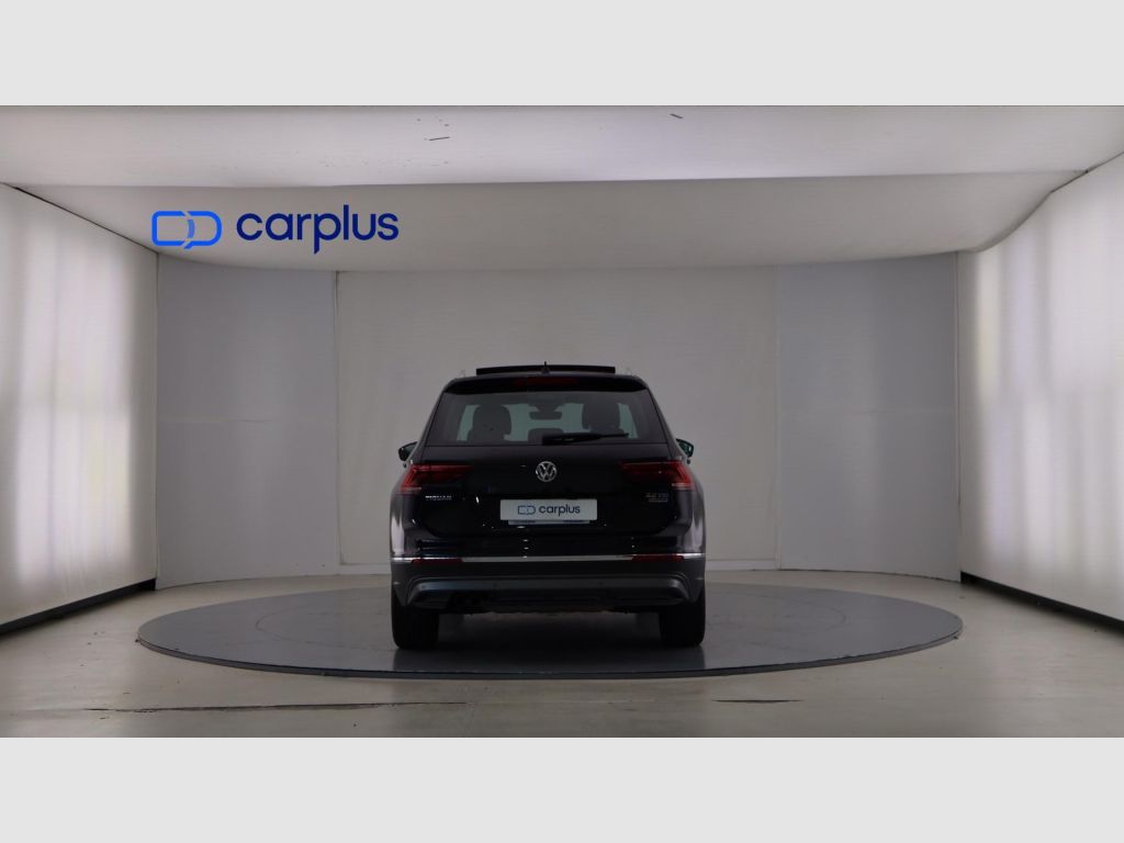 Volkswagen Tiguan - 6