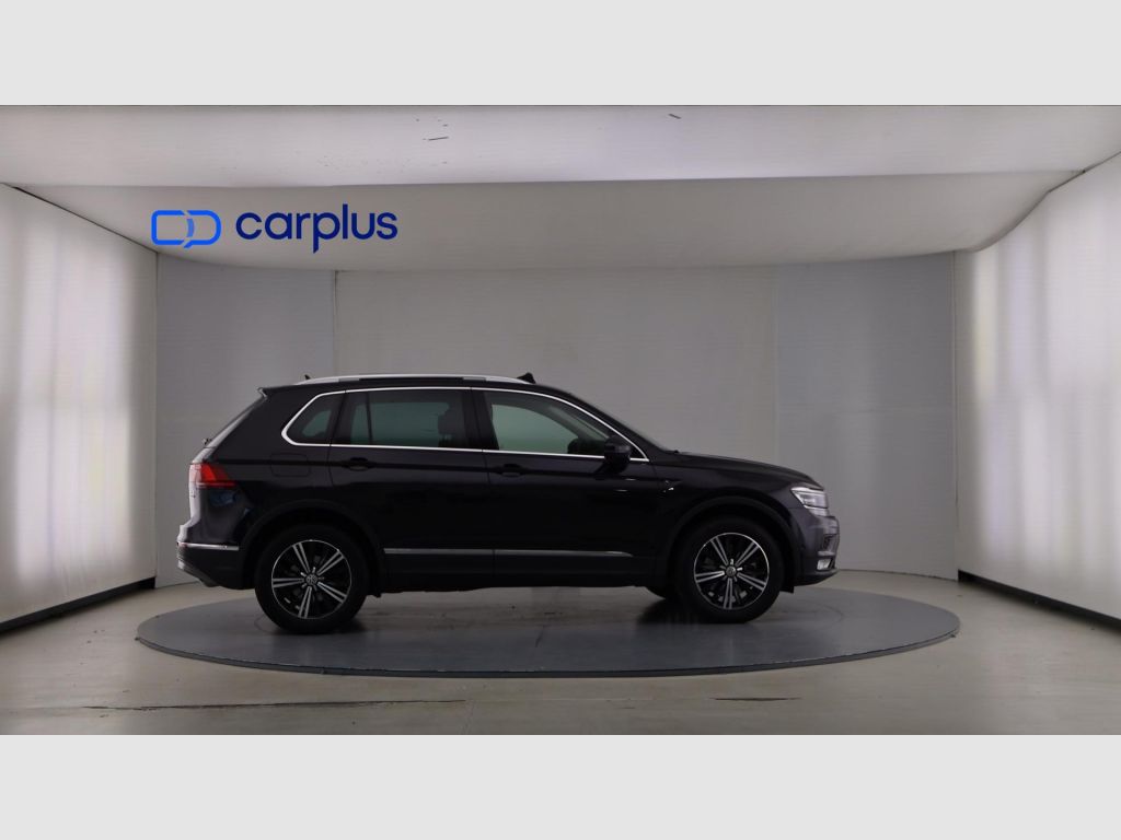 Volkswagen Tiguan - 8