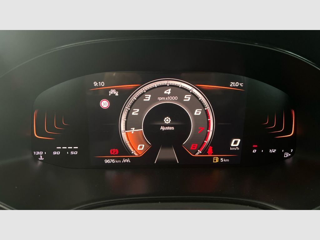 SEAT Arona - 10