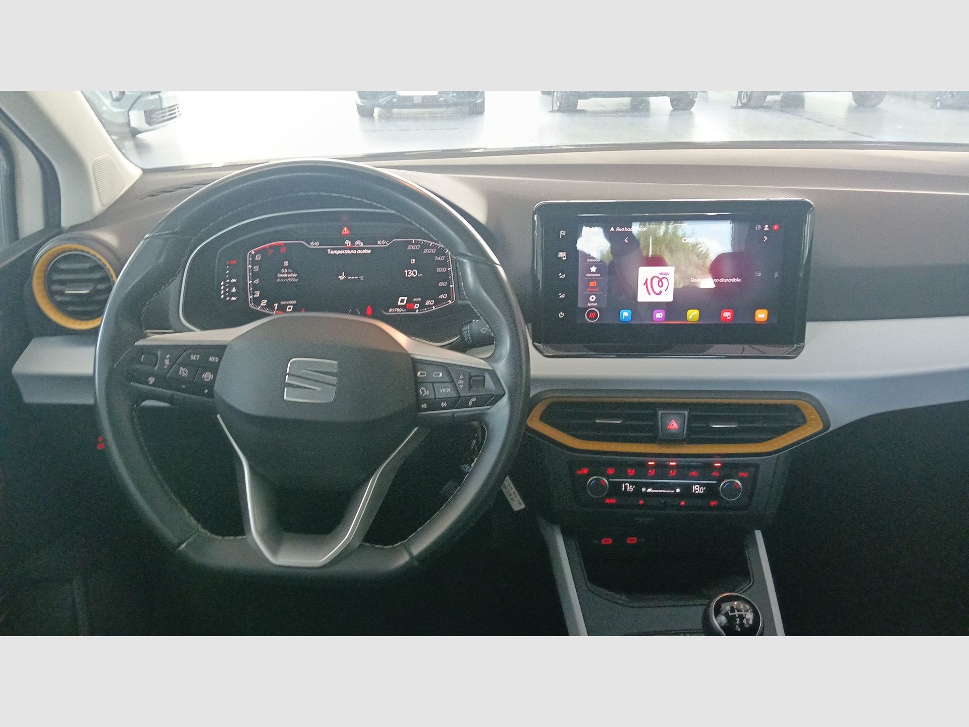 SEAT Arona - 10