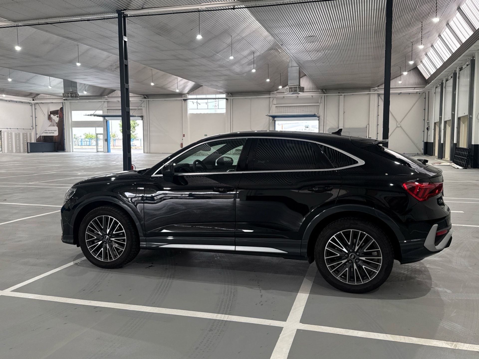 Audi Q3 Sportback - 4