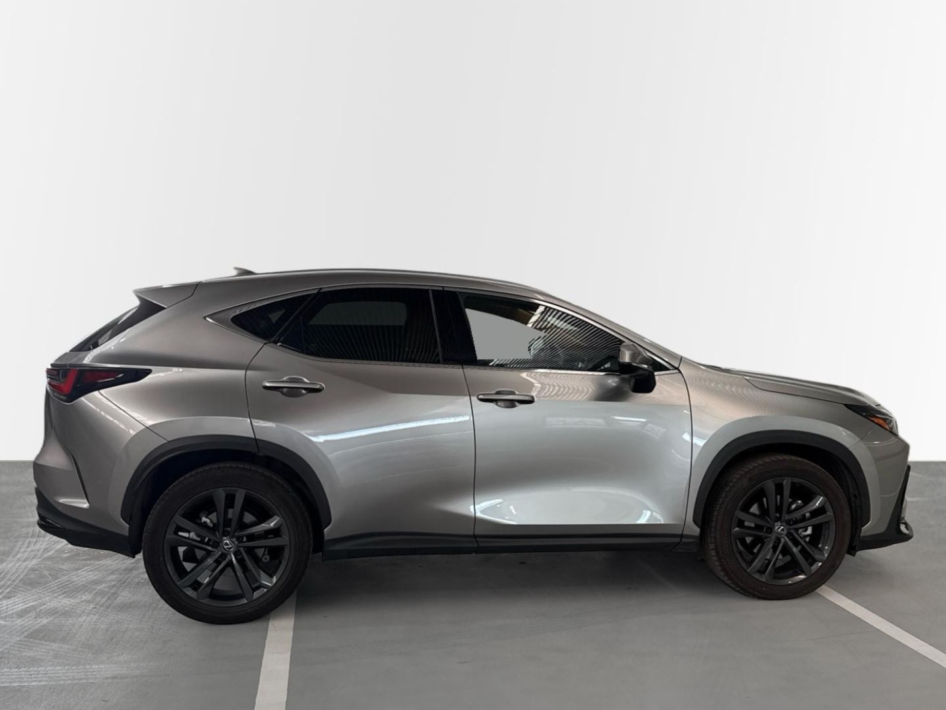 LEXUS NX - 8