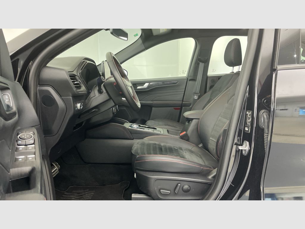 Ford Kuga - 12