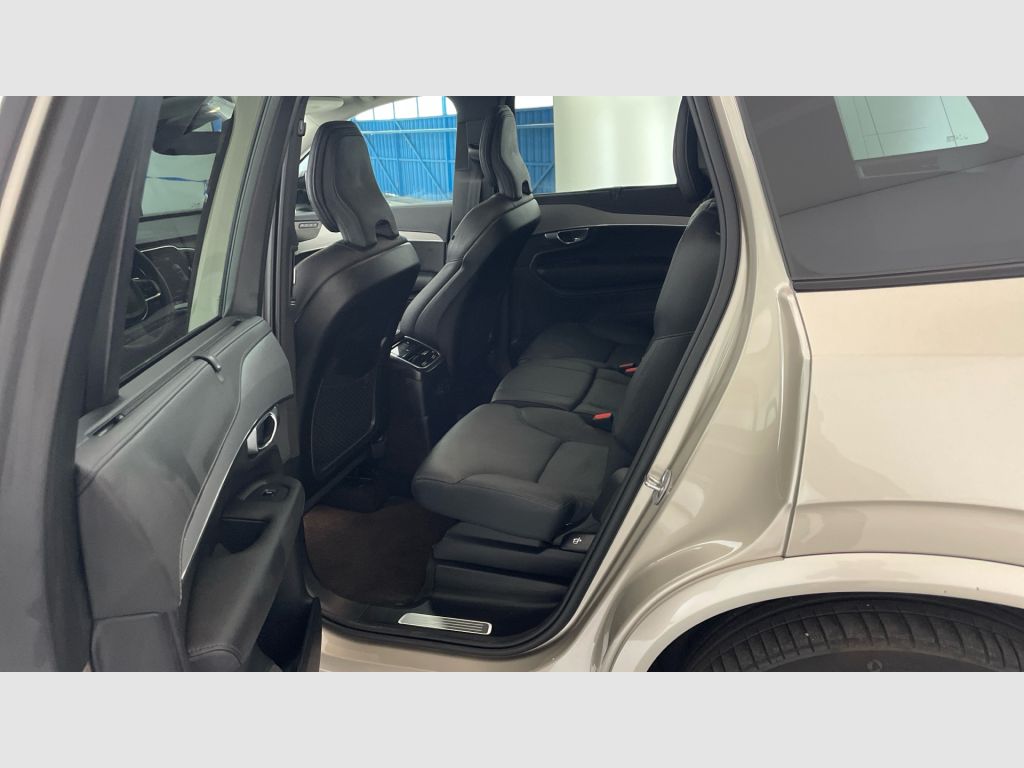 Volvo XC90 - 12