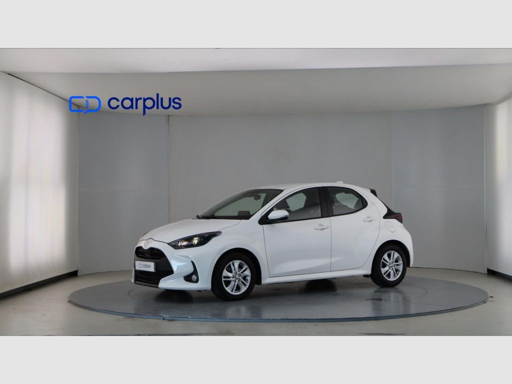 TOYOTA Yaris - 8