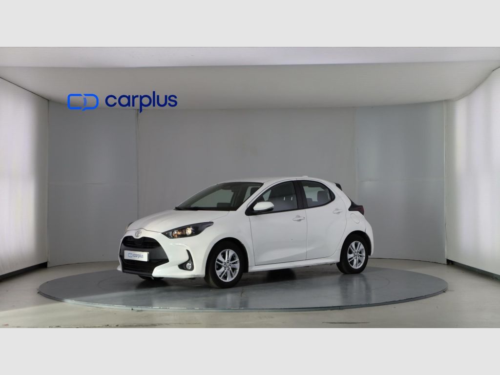 TOYOTA Yaris - 8