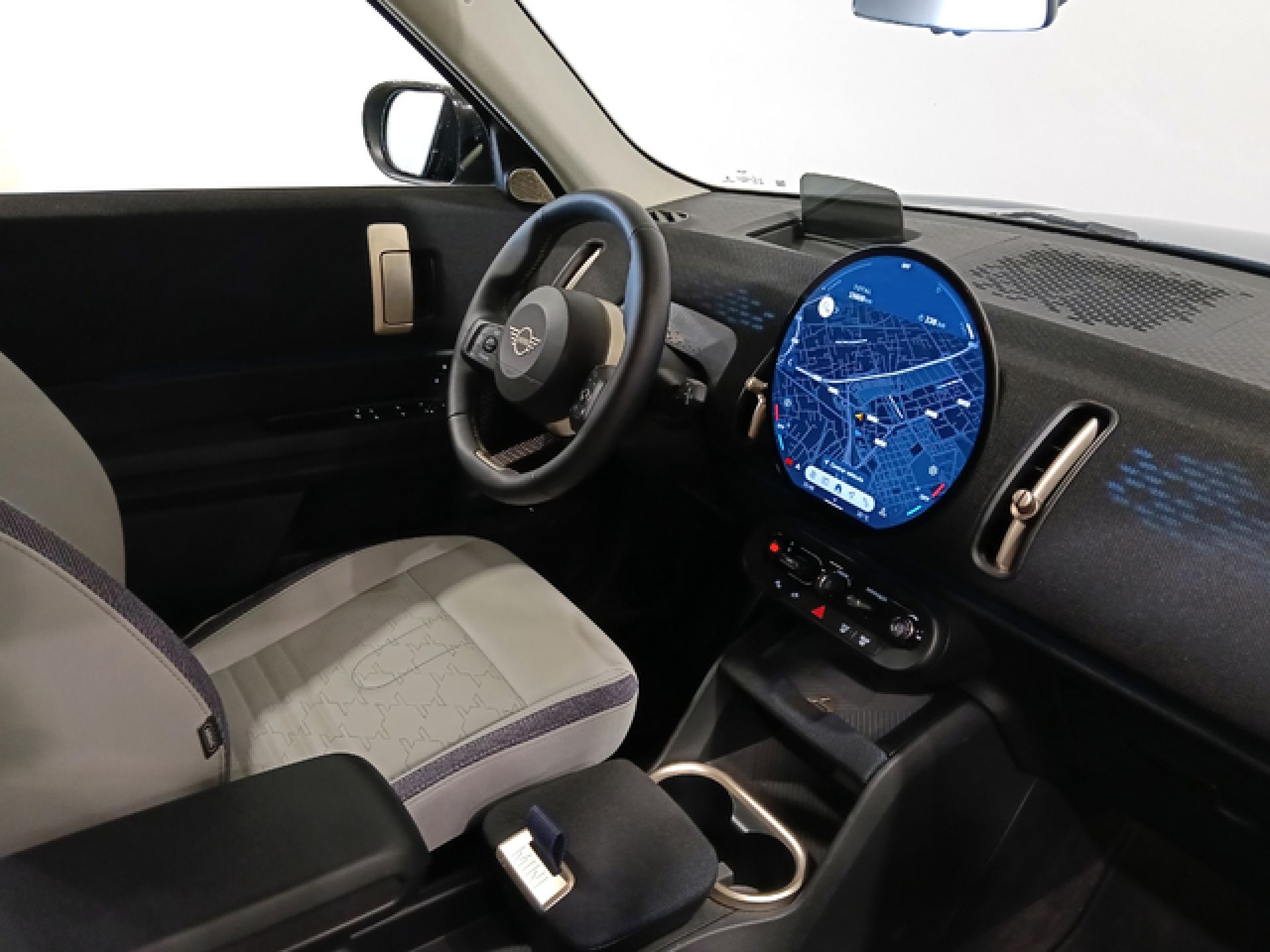 Mini Countryman - 8