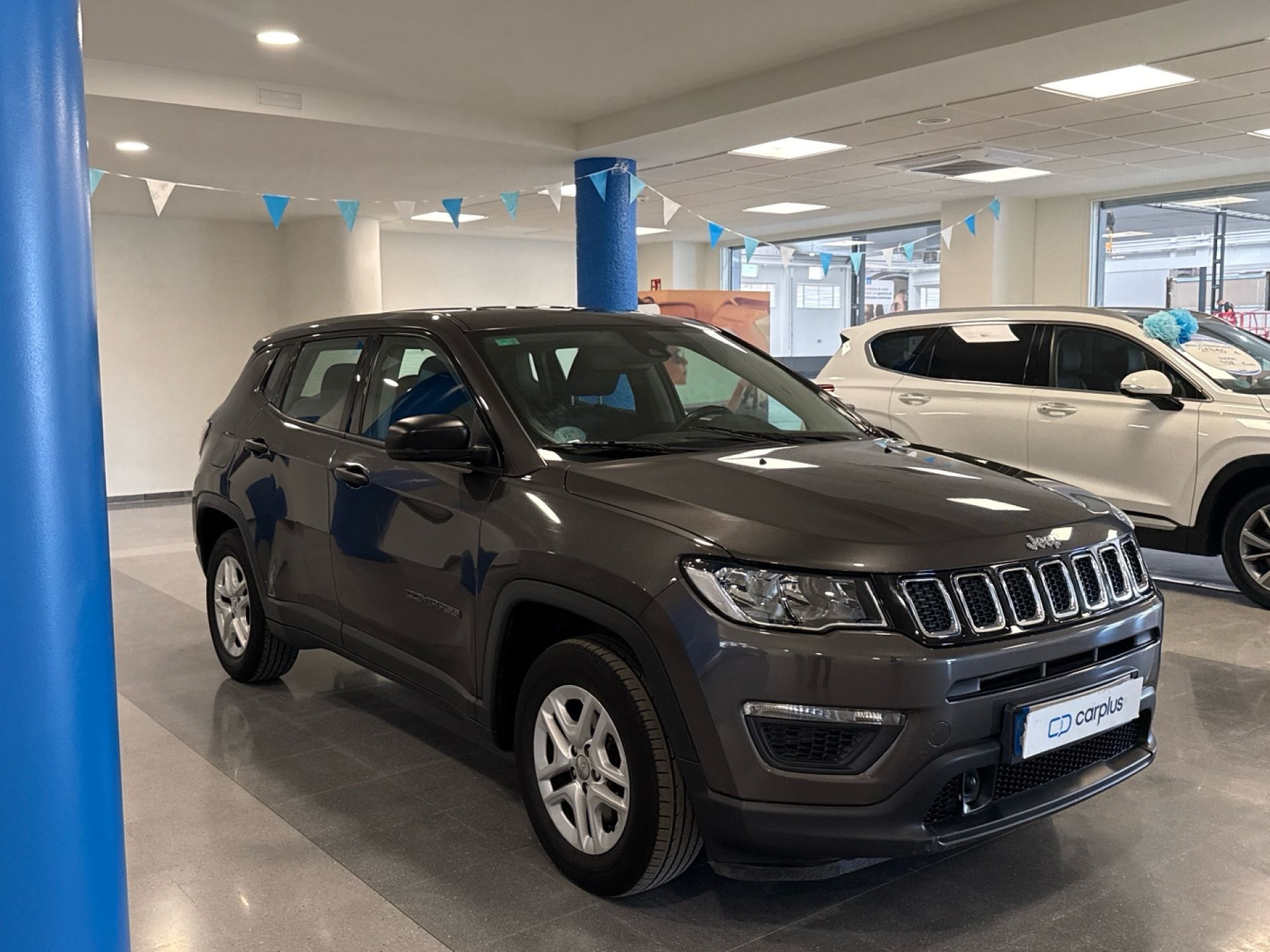 Jeep Compass - 2