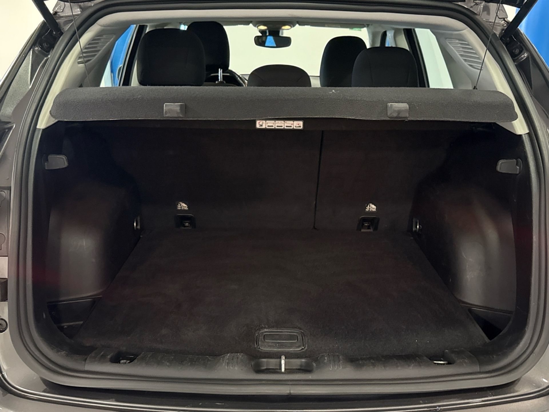 Jeep Compass - 12