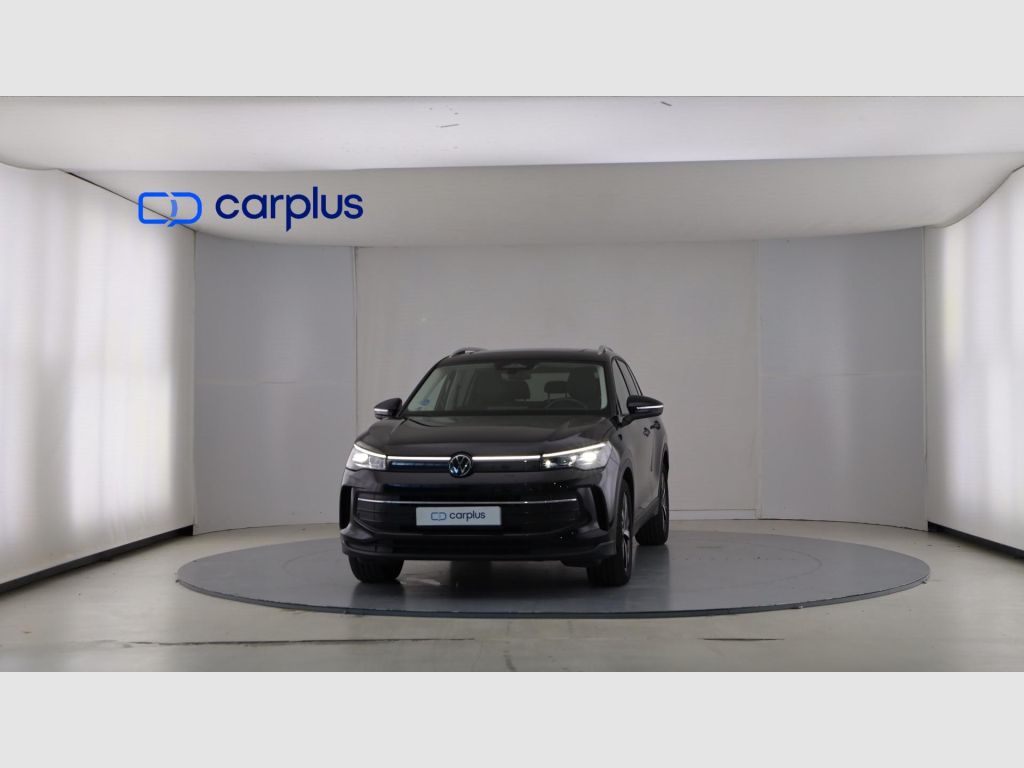 Volkswagen Tiguan - 2