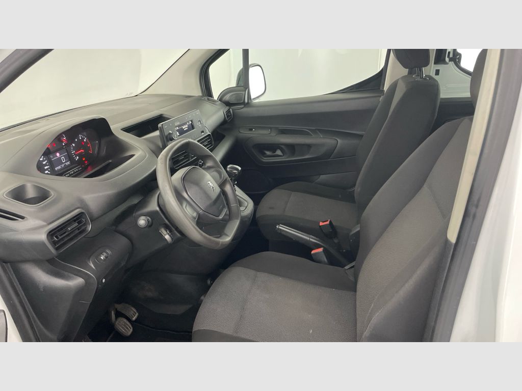 Peugeot Rifter - 12