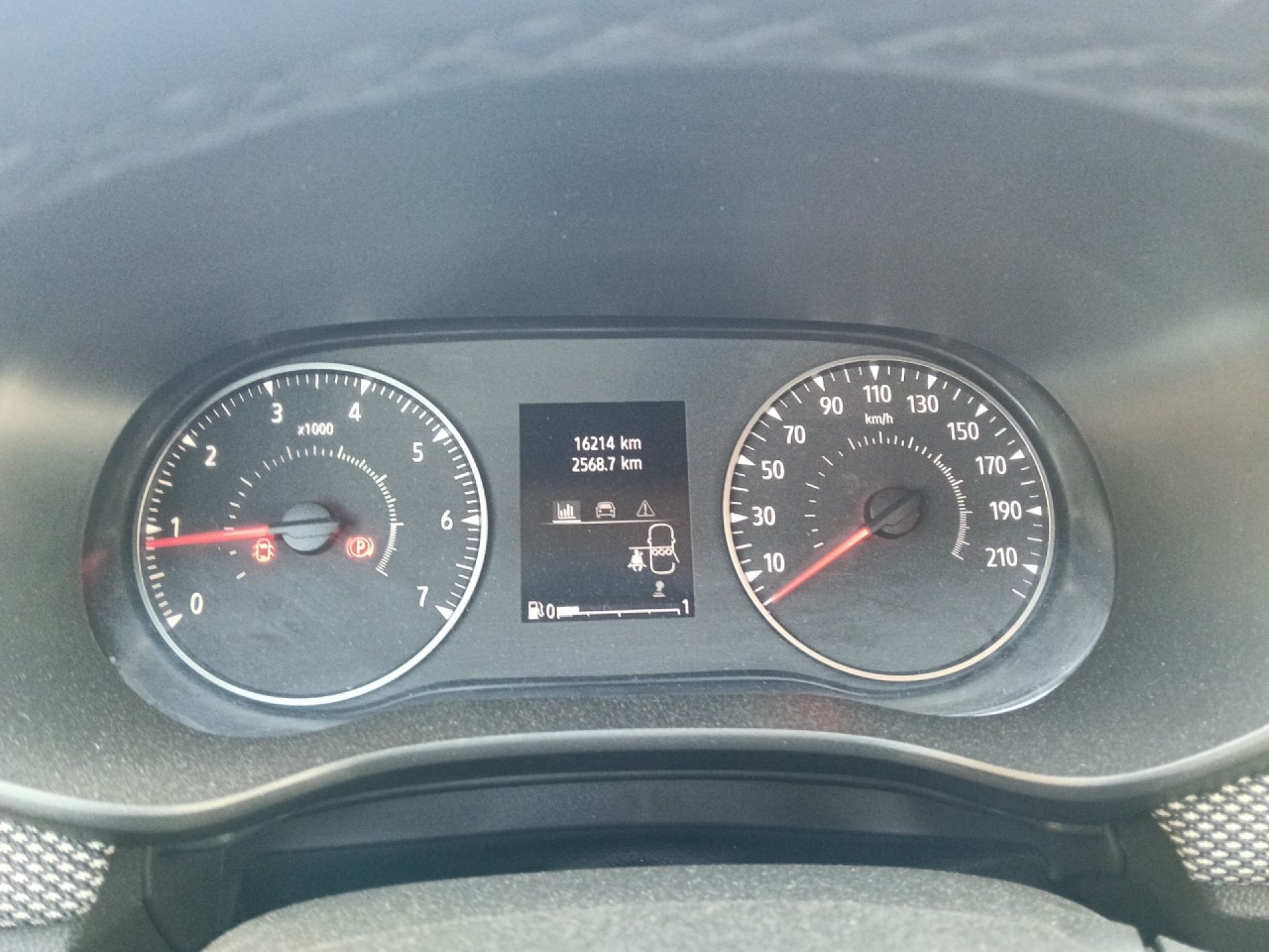 Dacia Sandero - 11
