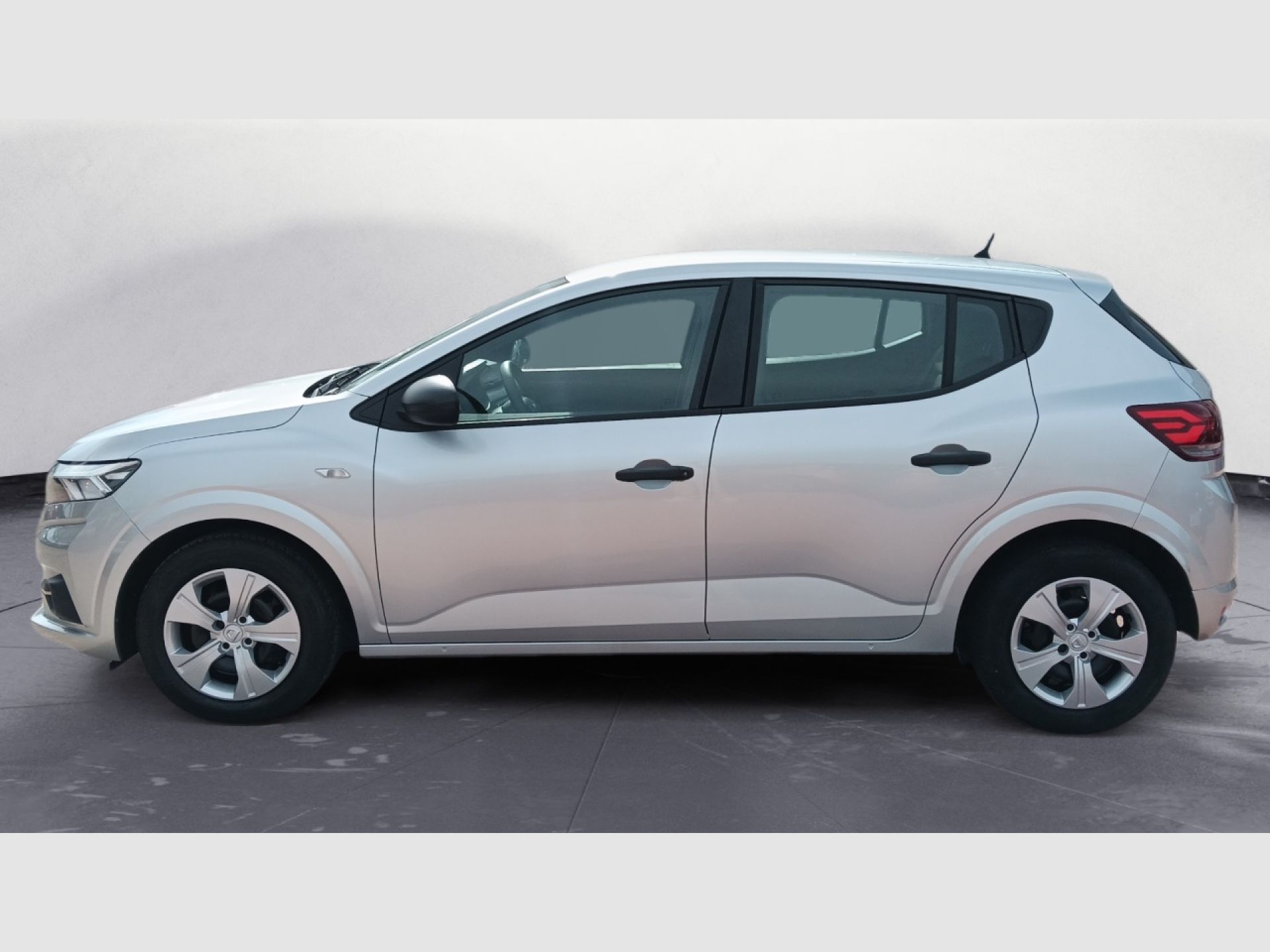 Dacia Sandero - 6