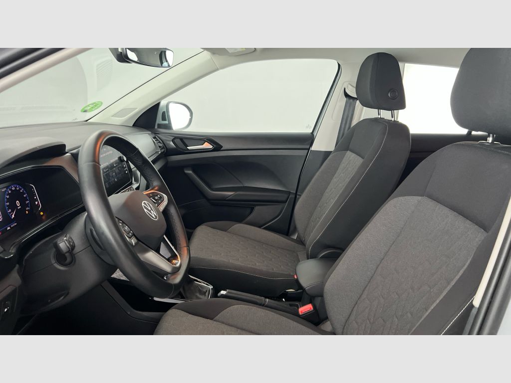 Volkswagen T-Cross - 12