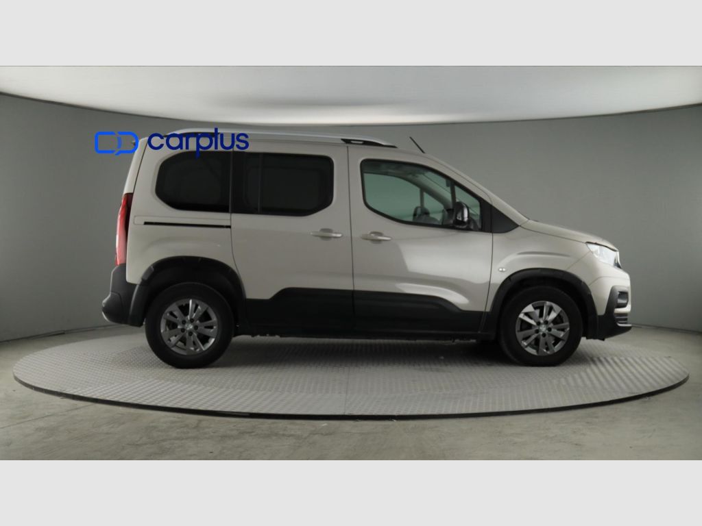 Peugeot Rifter - 8