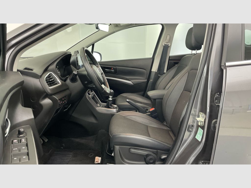 Suzuki S-Cross - 12